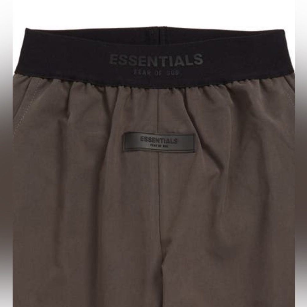 NWT Essentials Fear of God FOG relaxed fit pants - Picture 2 of 2